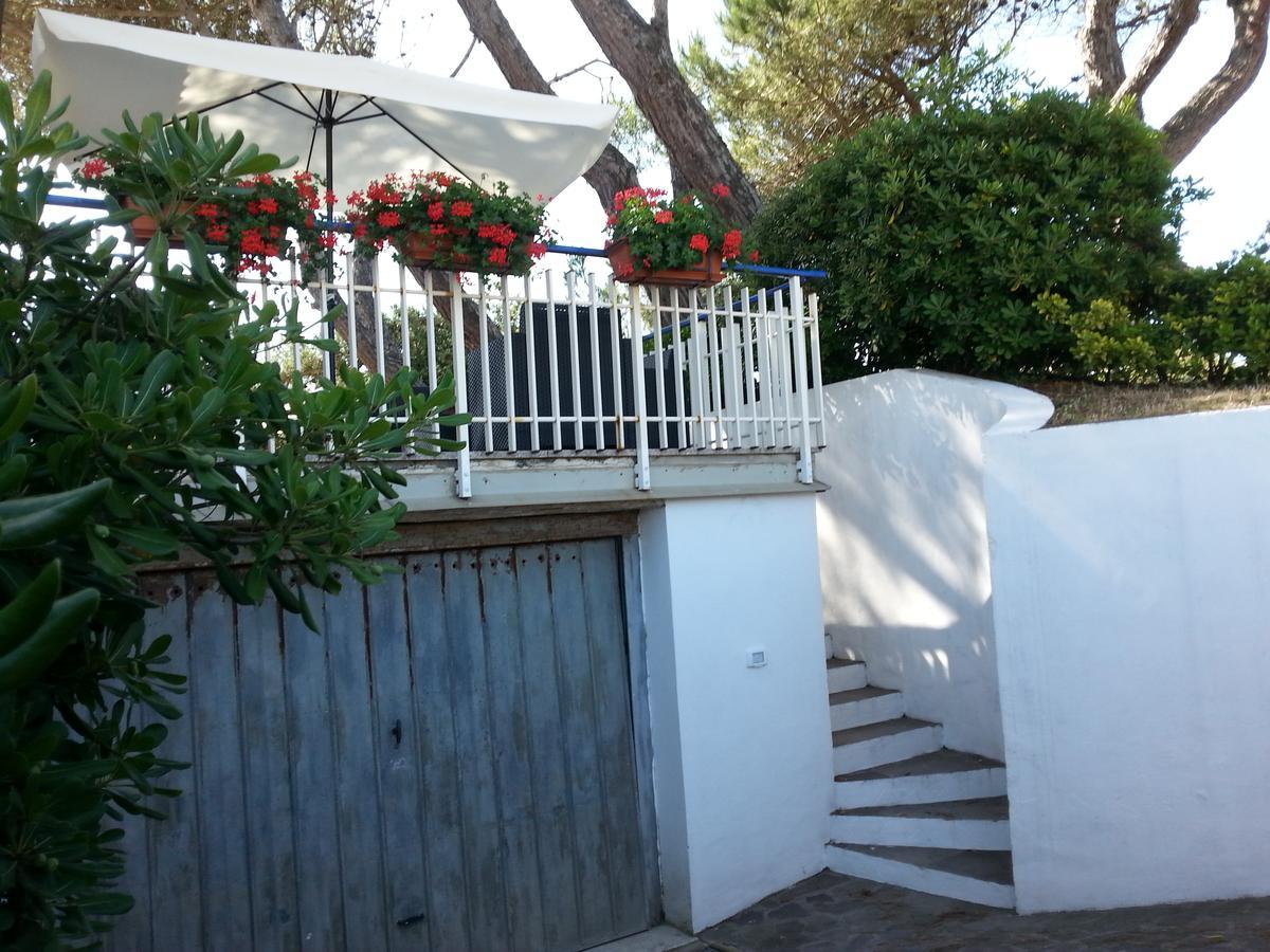 Appartamento In Villa Valentini, Fronte Mare, Giardino E Parcheggio Privato, Wifi, Dotato Di Tutti I Confort, Nel Golfo Di Gaeta Minturno Dış mekan fotoğraf